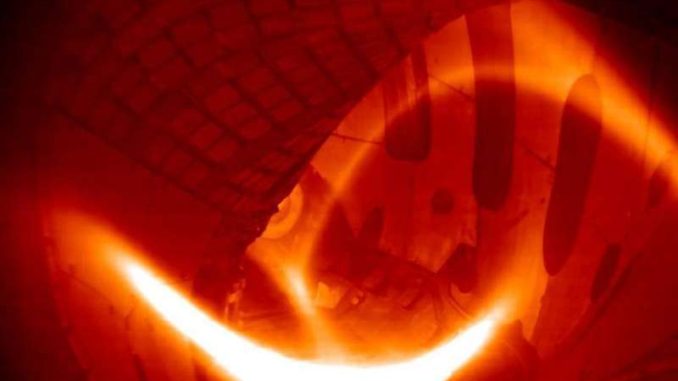 The first hydrogen plasma in the Wendelstein 7-X was generated on 3 February 2016. Credit: Max Planck Institute for Plasma Physics, Greifswald. Via: http://phys.org/news/2016-06-scientific-experimentation-wendelstein-x-fusion.html