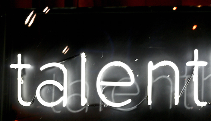 The Talent In Neon!!! Door Maryalena, via Flickr.